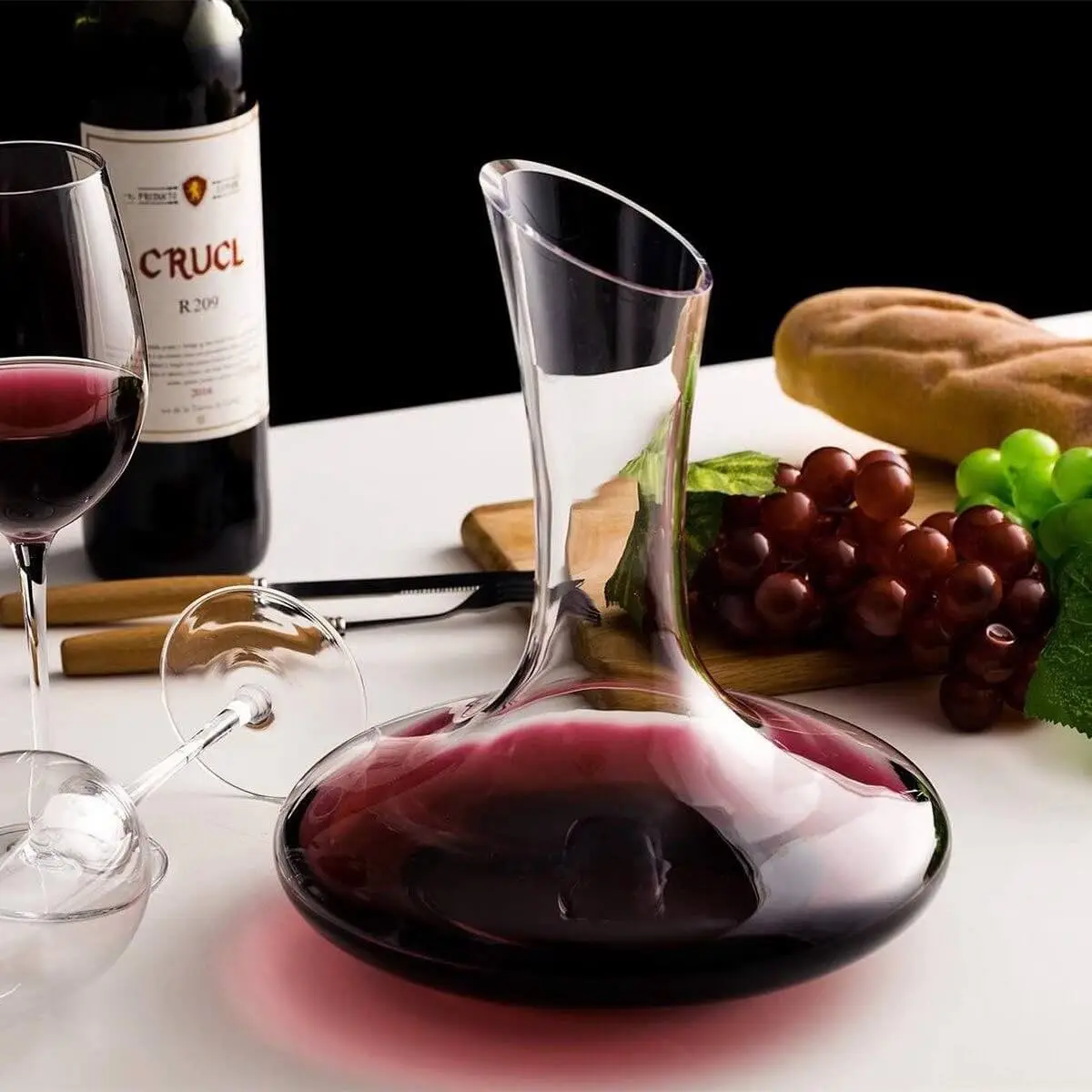 Wide-Base Wine Decanter - Image 3